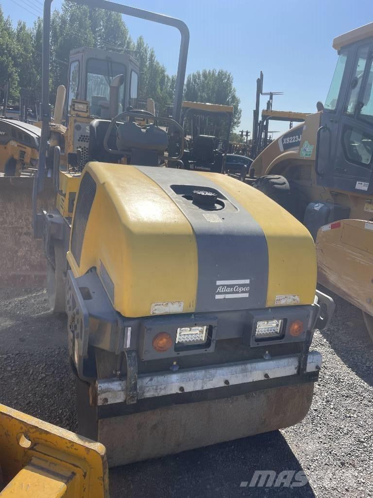 Dynapac CC 1250 Çift tamburlu silindirler