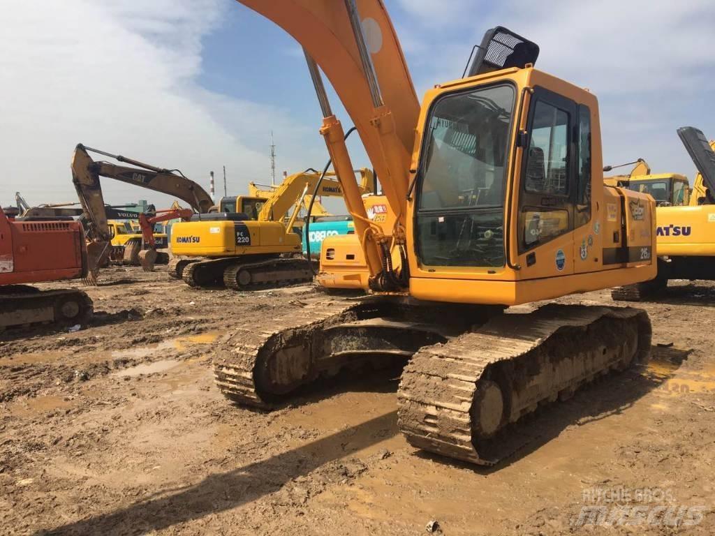 Hyundai 215LC-7 Paletli ekskavatörler