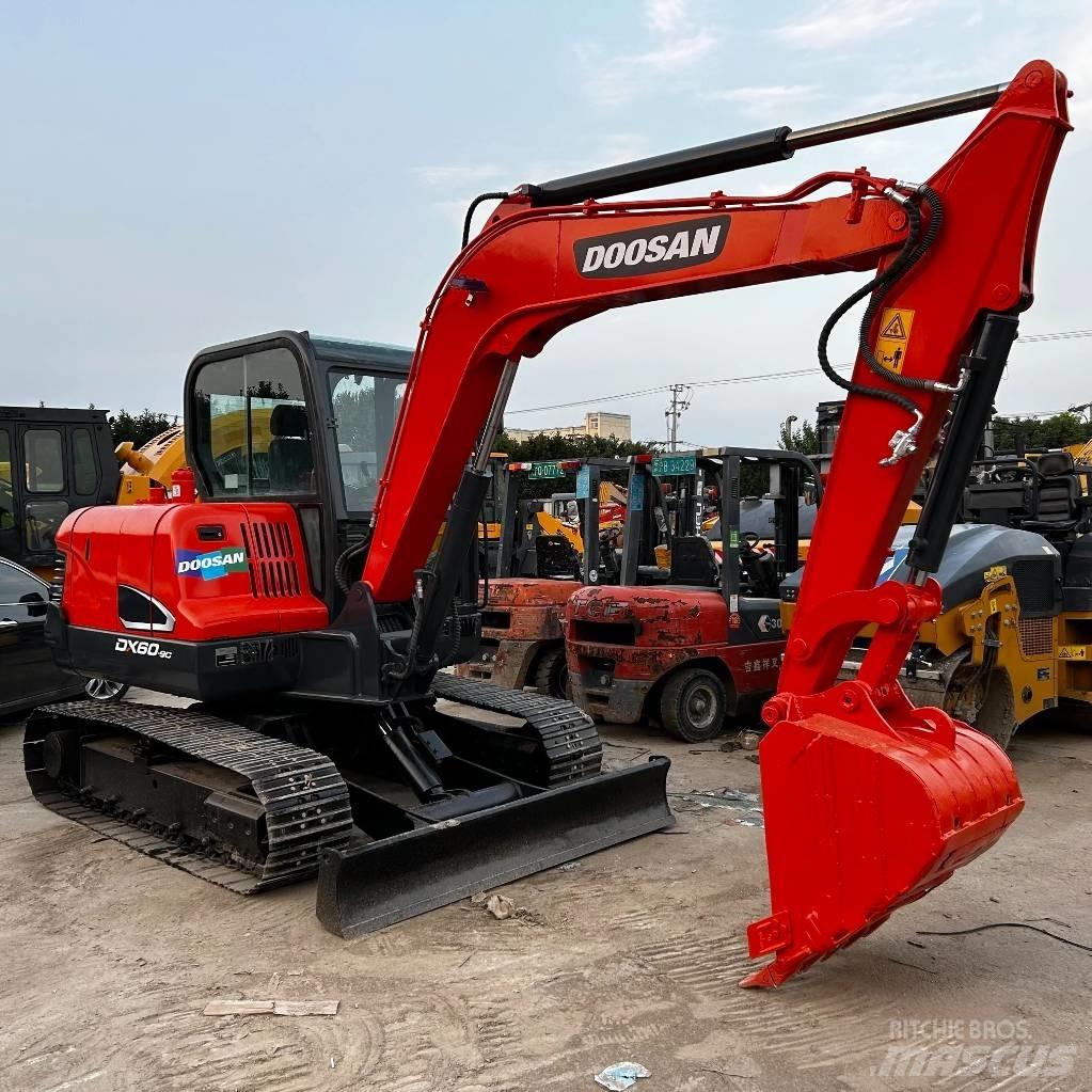 Doosan DX60 Paletli ekskavatörler