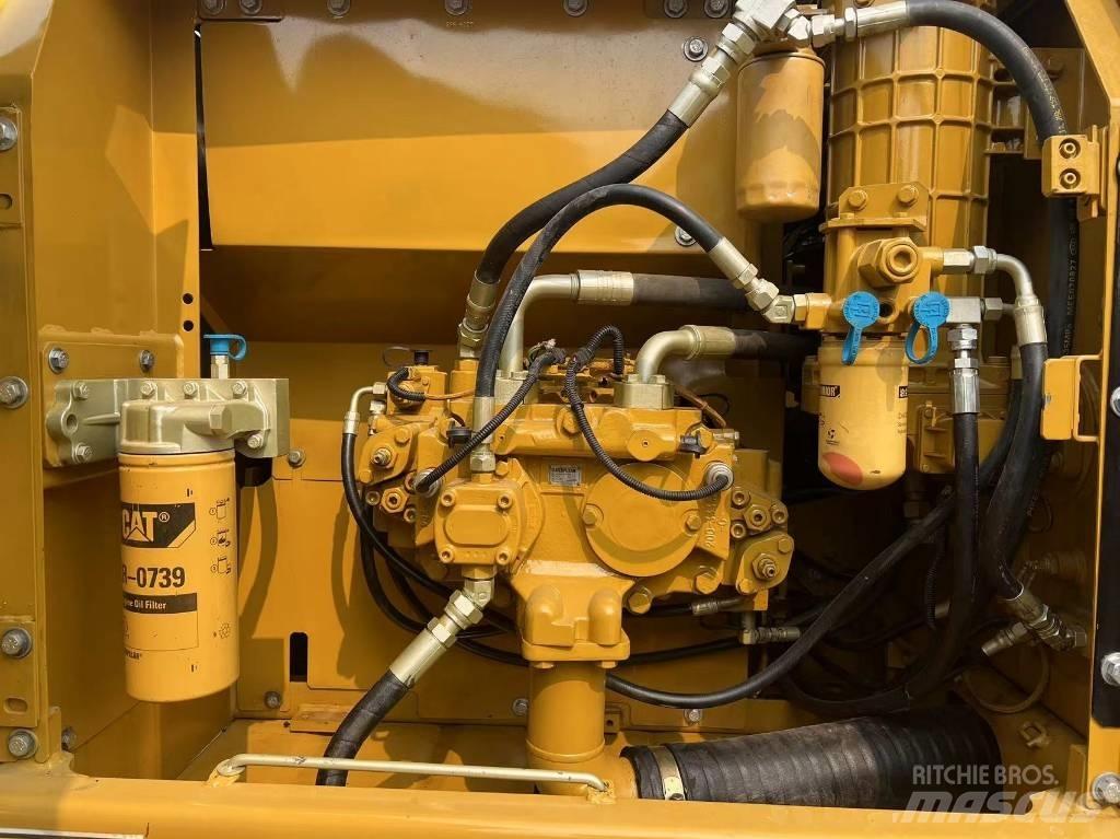 CAT 320 D Paletli ekskavatörler