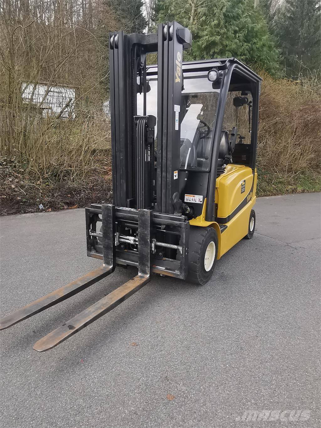 Yale ERP30VL Elektrikli forkliftler