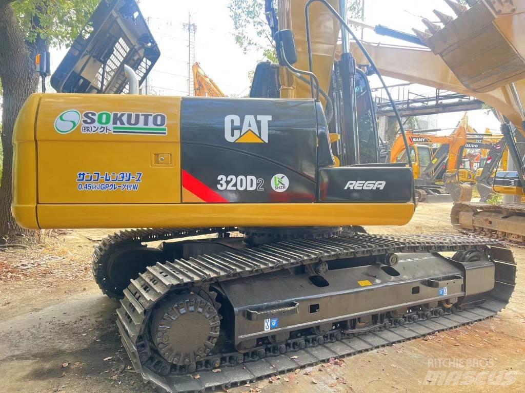 CAT 320 D L Paletli ekskavatörler