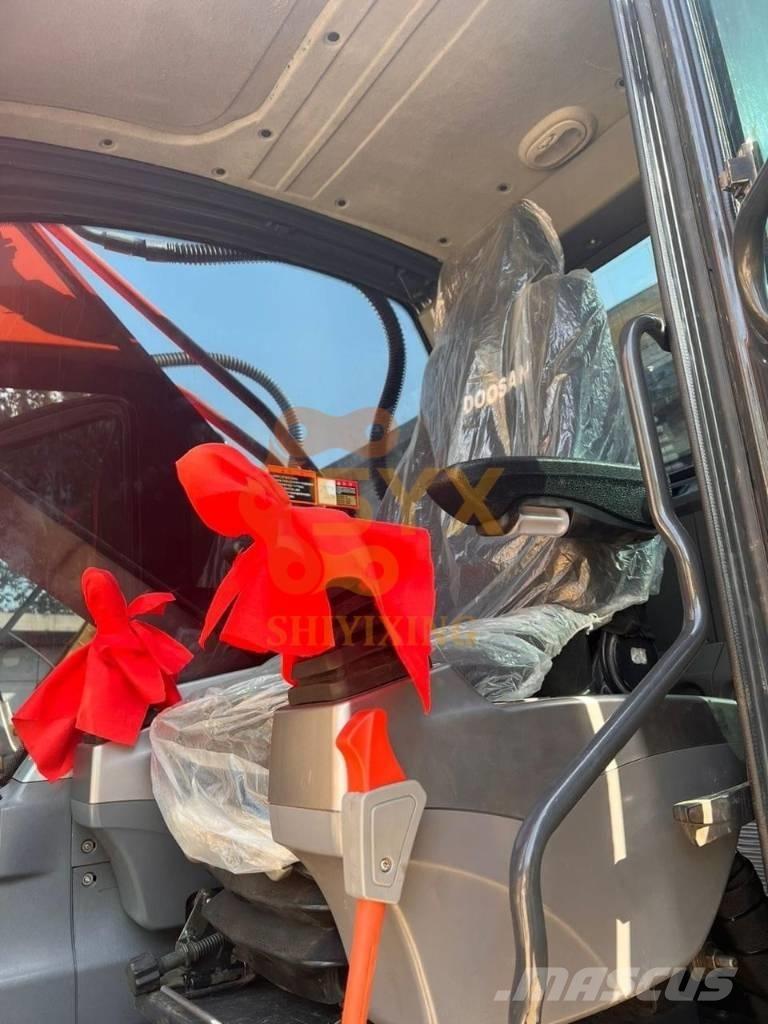 Doosan DX 300LC-9C Paletli ekskavatörler