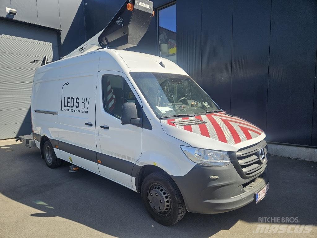 VERSALIFT VT 145 F Araç üstü platformlar