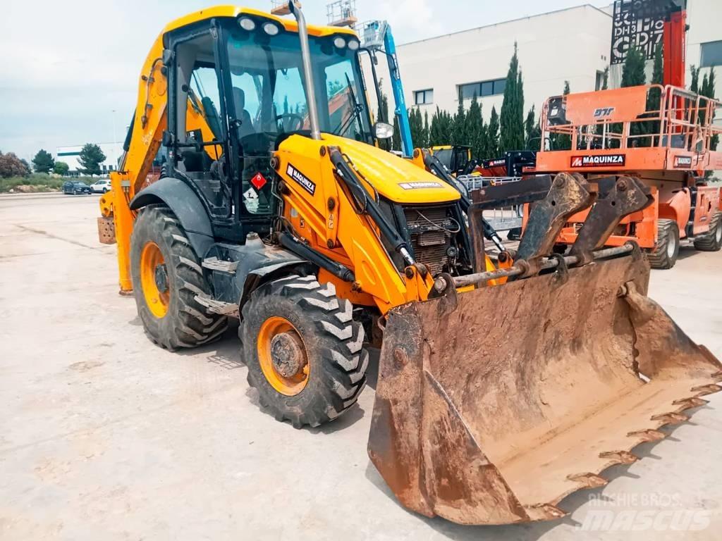 JCB 3 CX 4 T Kazıcı yükleyiciler - beko loder