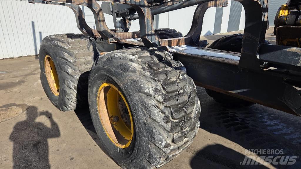 Ponsse Buffalo 8W Tomruk yükleyici traktörler