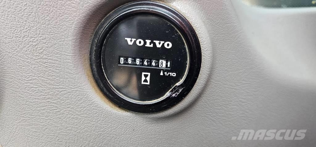 Volvo EC220EL Ekskavatörler