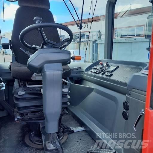 Kalmar TR618i Terminal çekiciler
