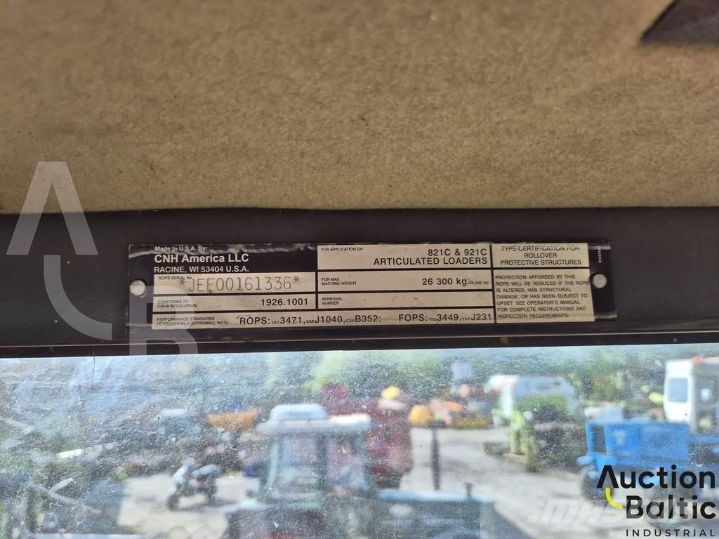 CASE 821 C Tekerlekli yükleyiciler