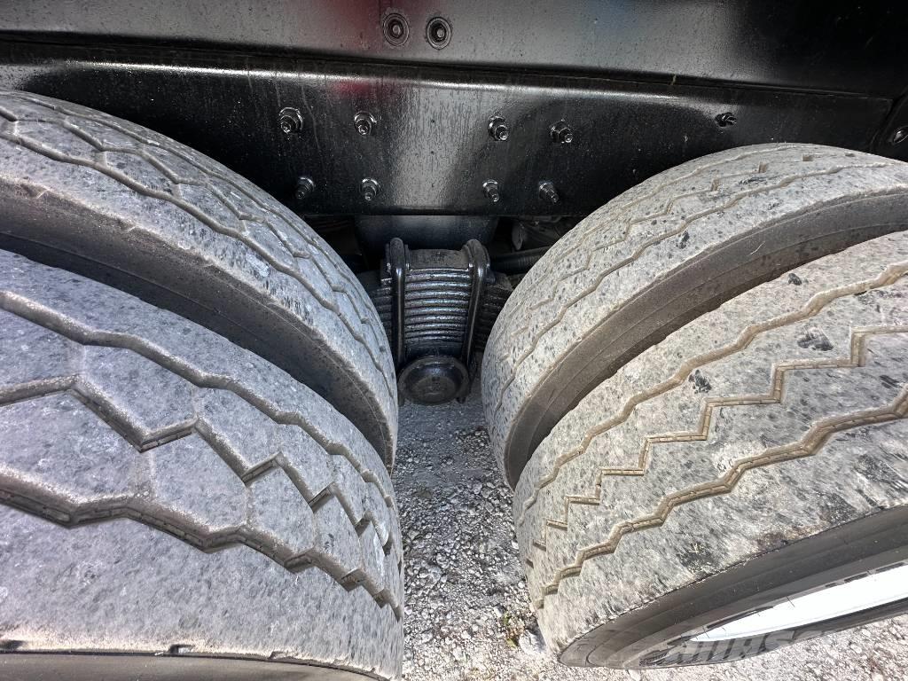 Mack GU713 Vidanjörler