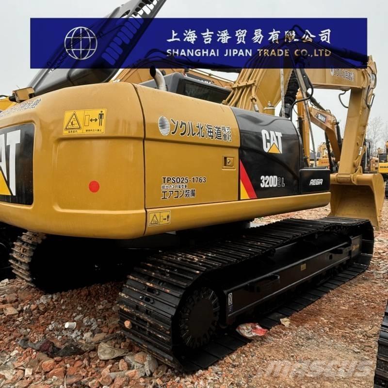 CAT 320 D Paletli ekskavatörler