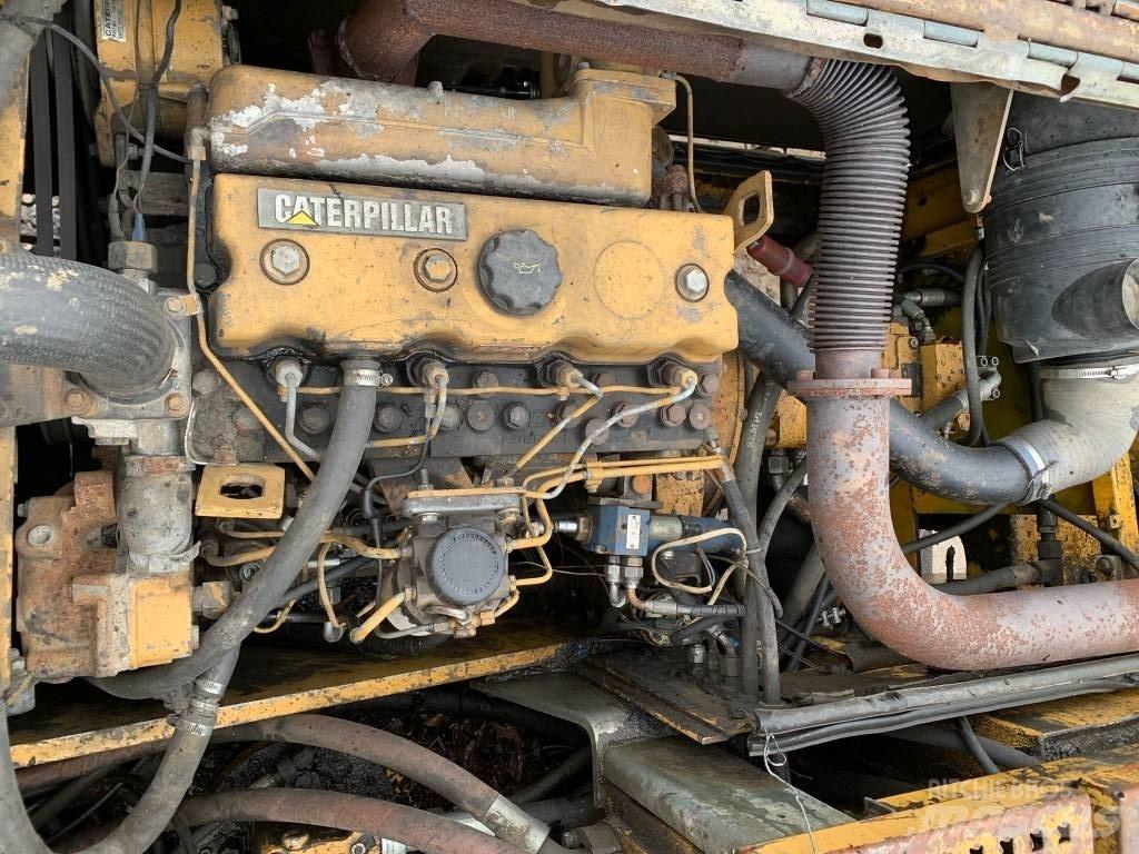 CAT M 315 Lastik tekerli ekskavatörler