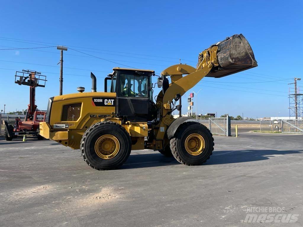 CAT 938M Tekerlekli yükleyiciler