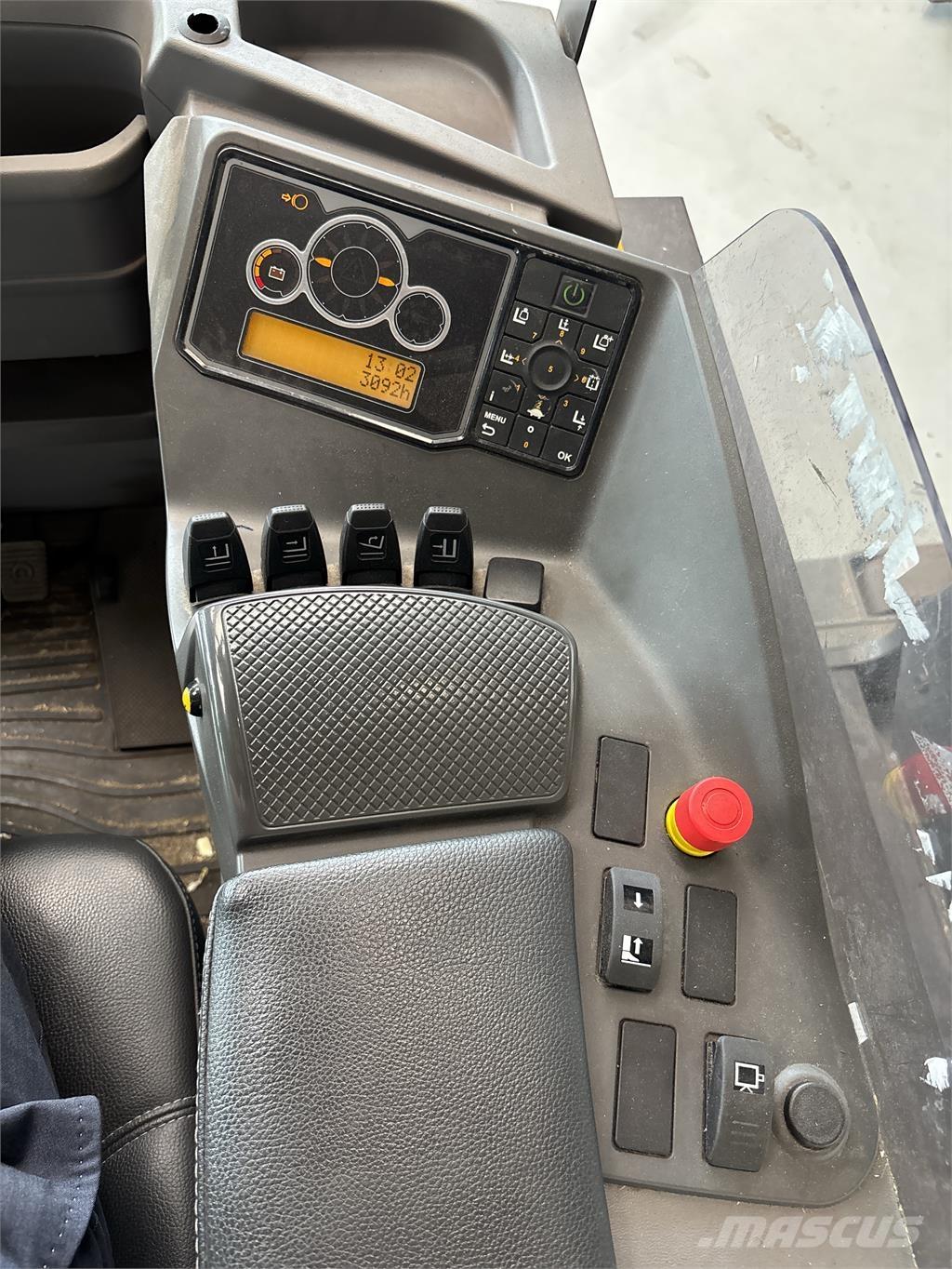 Atlet UMS200 Reach truck - depo içi istif araçları