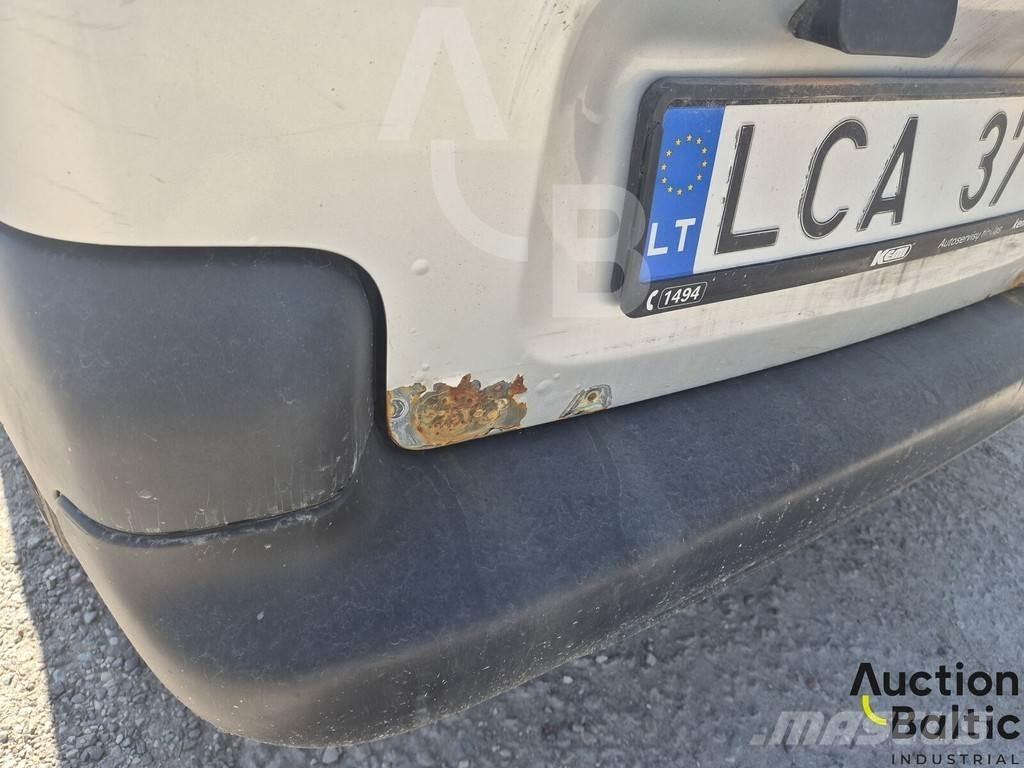 Peugeot Partner Panel vanlar