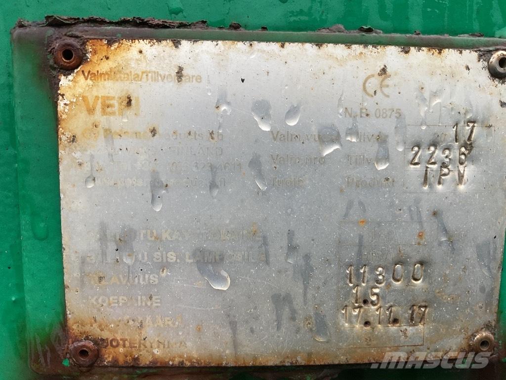 Vepi 11300 Sivi gübre ve ilaç tankerleri