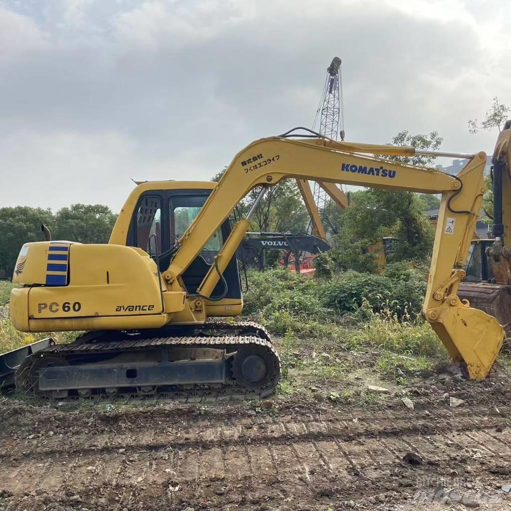 Komatsu PC 60 Paletli ekskavatörler