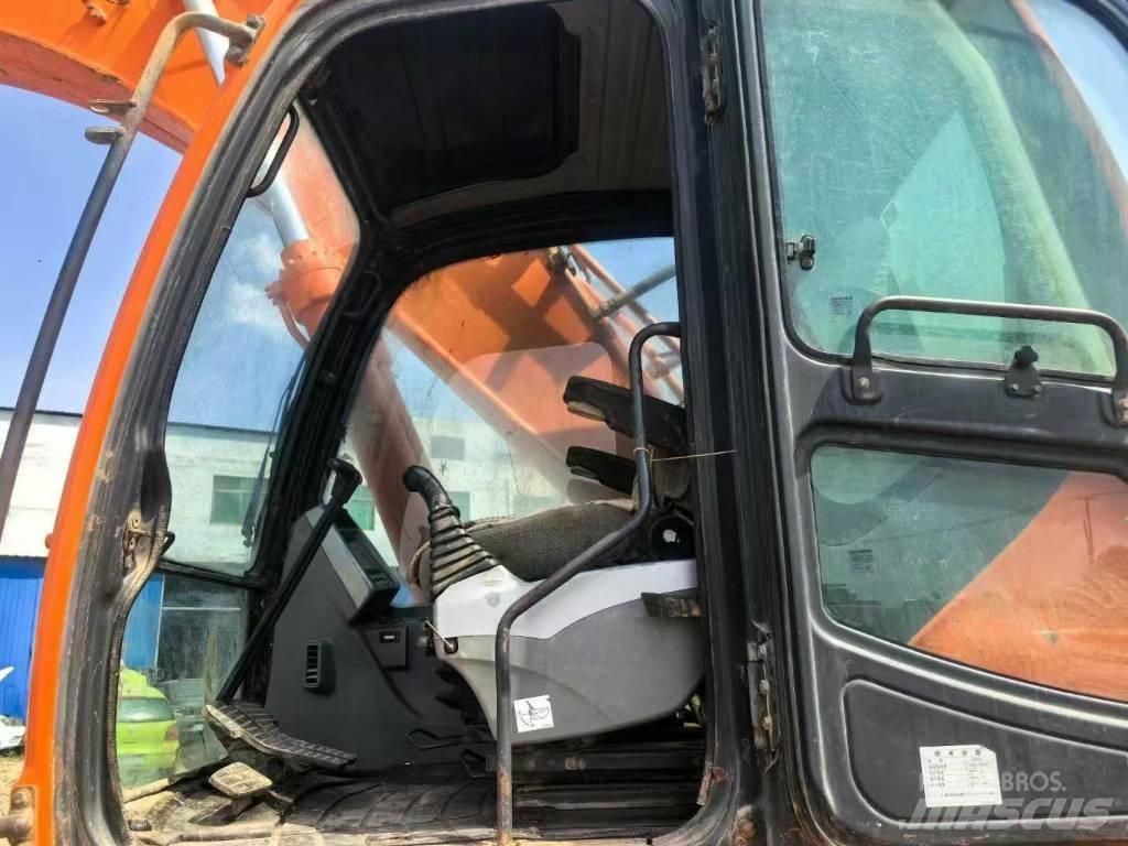Doosan DX 260 Paletli ekskavatörler