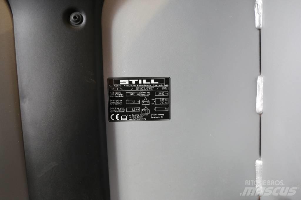 Still FMX14 Reach truck - depo içi istif araçları