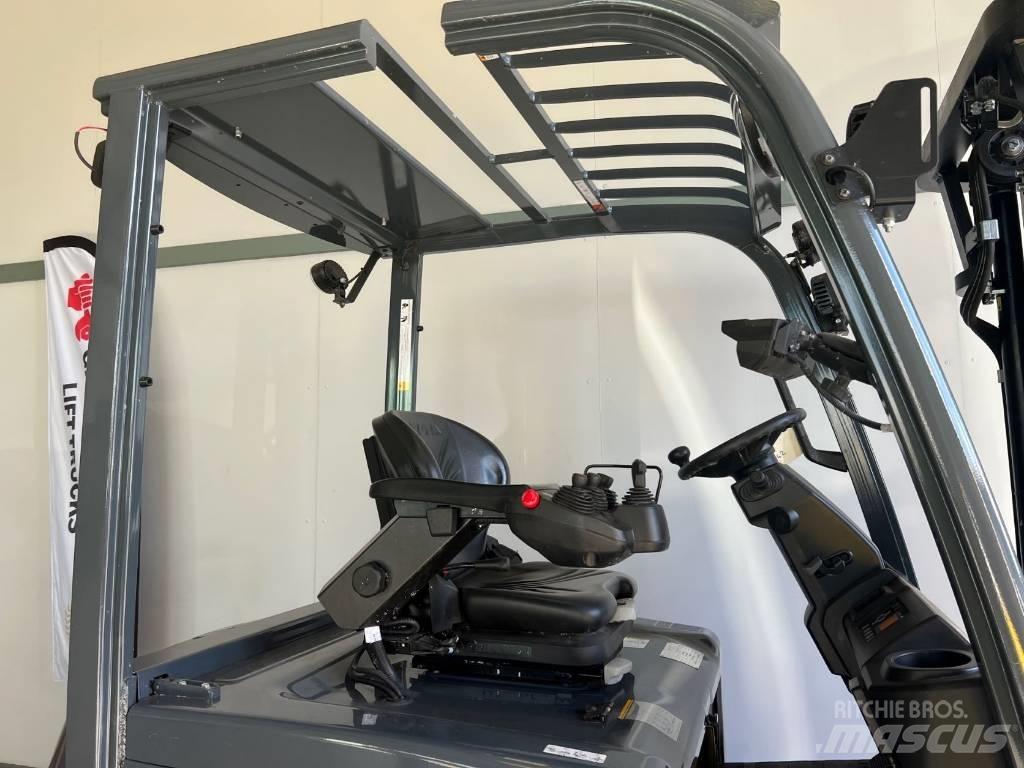 Toyota 8 FBMKT 25 Elektrikli forkliftler