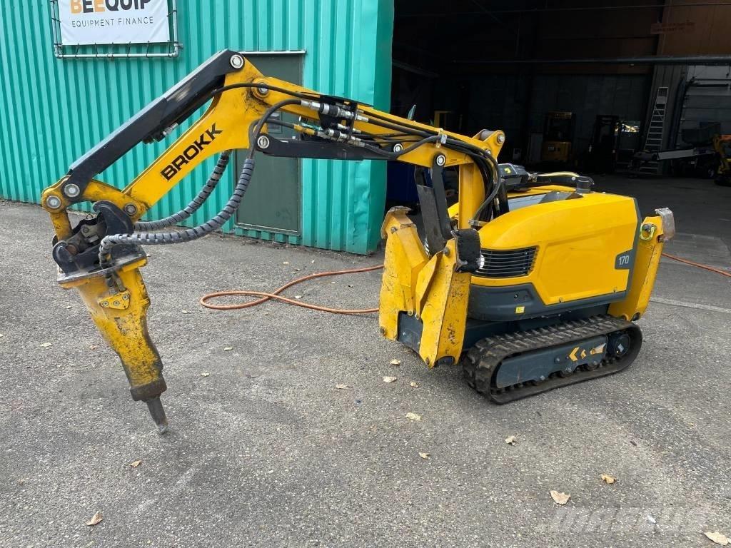 Brokk 170 Yıkım ekskavatörleri