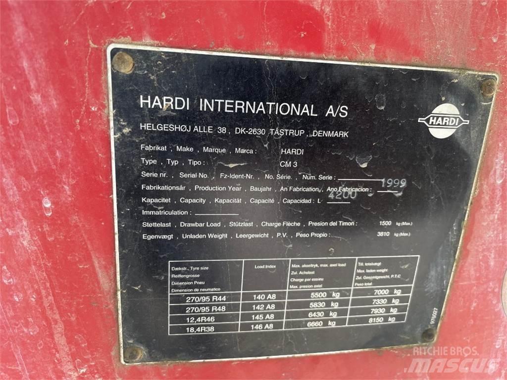 Hardi CM 3 Çekilir pülverizatörler