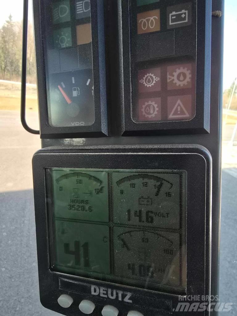Tecnoma FC 5240 Kendinden tahrikli pülverizatörler
