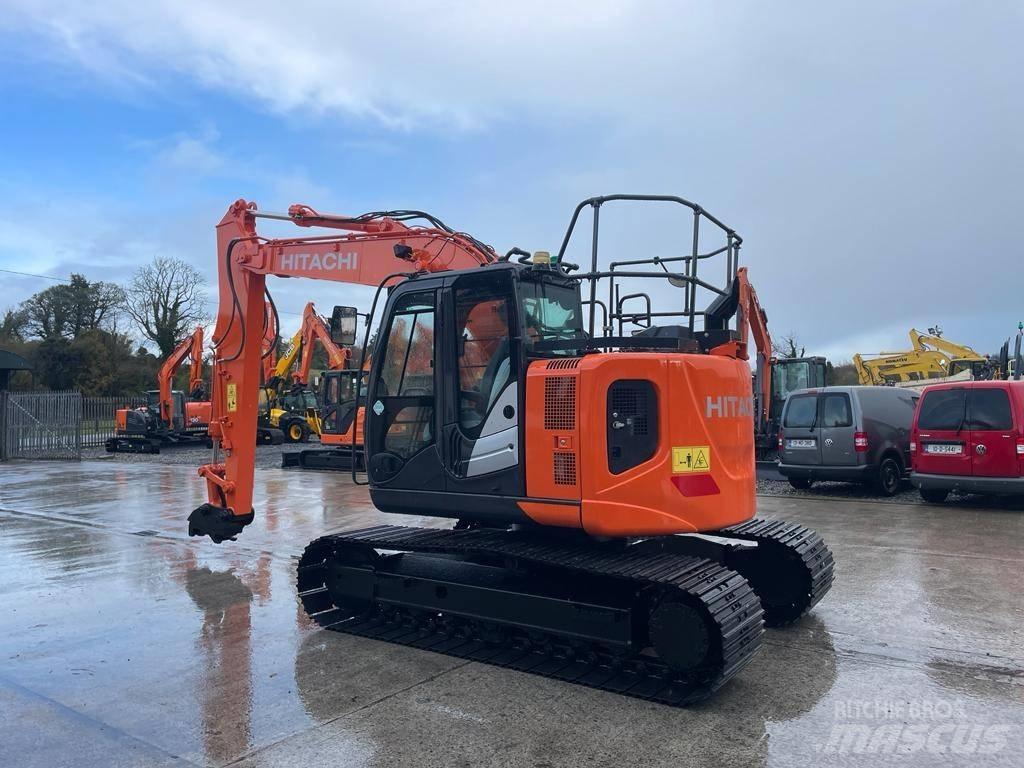 Hitachi ZX 135 US-6 Paletli ekskavatörler