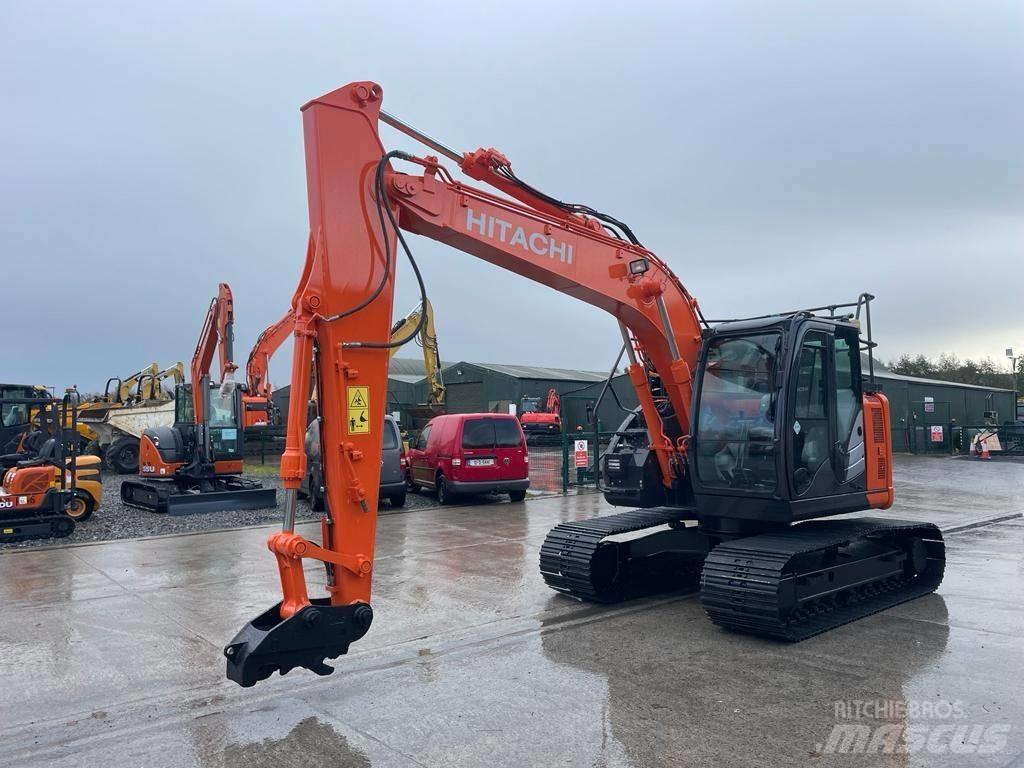 Hitachi ZX 135 US-6 Paletli ekskavatörler