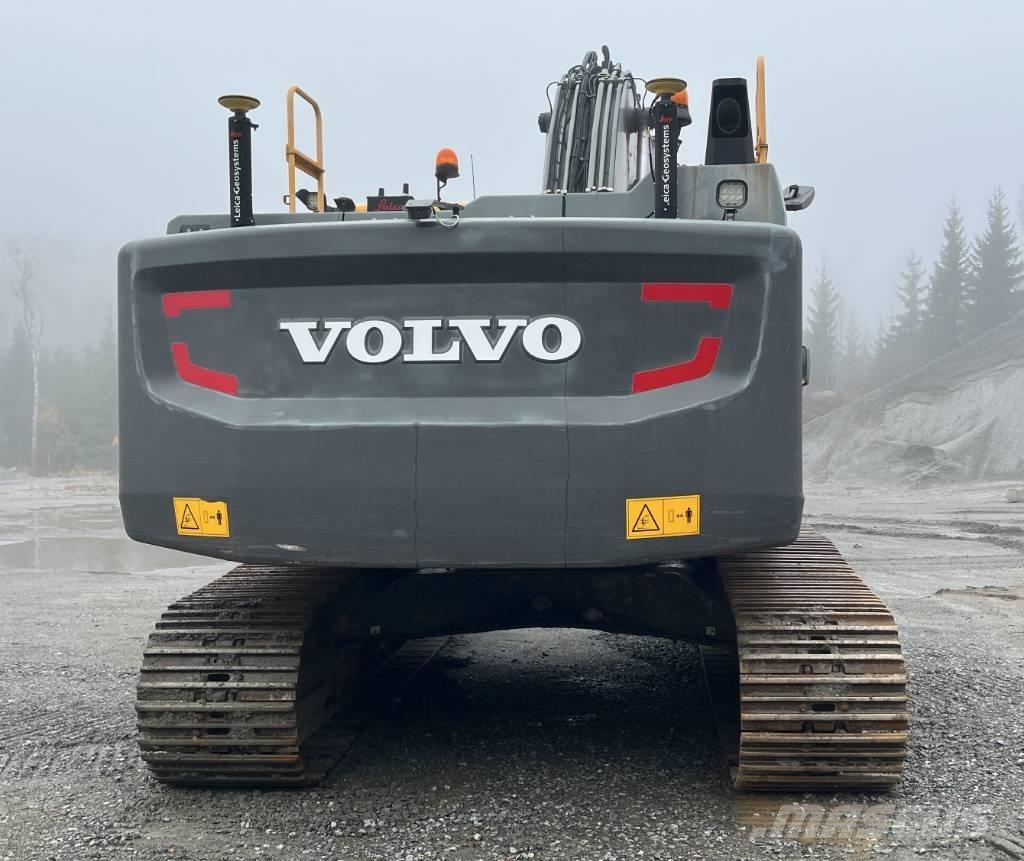 Volvo EC 300 E Paletli ekskavatörler