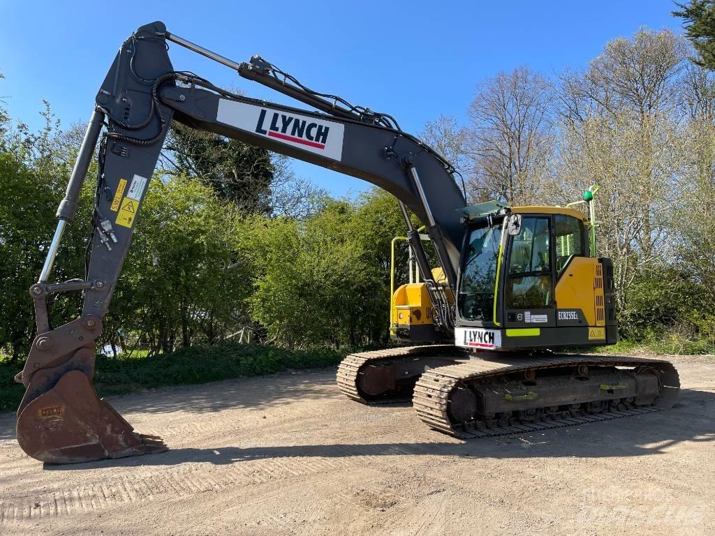 Volvo ECR 235 Paletli ekskavatörler