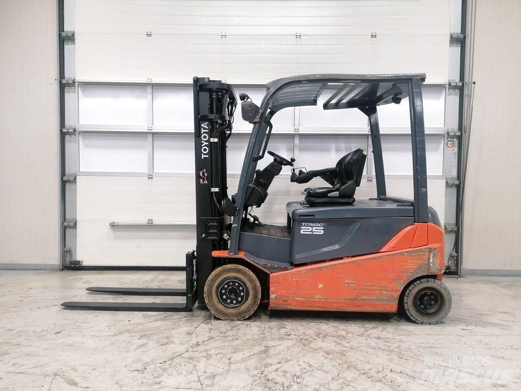 Toyota 8FBMT25 Elektrikli forkliftler
