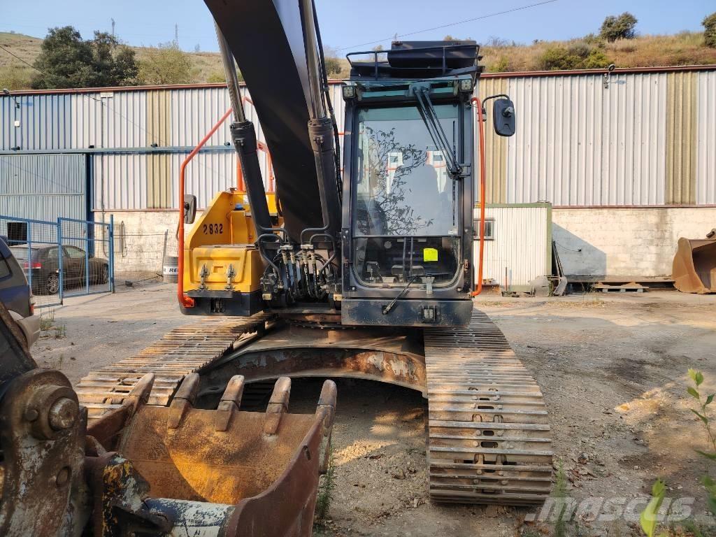 Volvo EC 220 E Paletli ekskavatörler