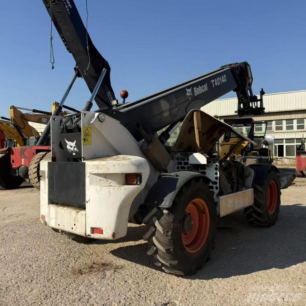 Bobcat T 40.140 Teleskopik yükleyiciler