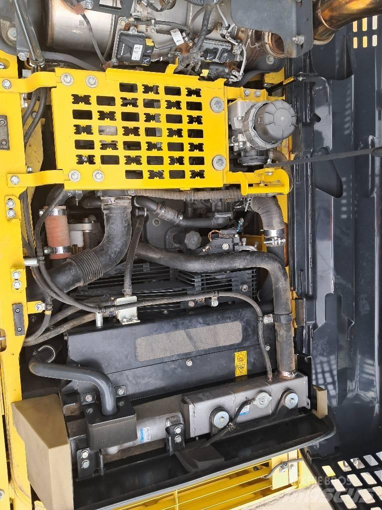 Komatsu PC210LCI-11 Paletli ekskavatörler