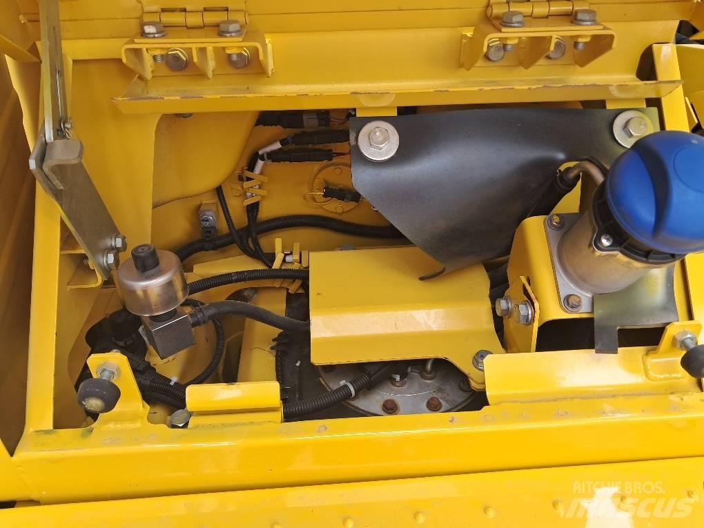 Komatsu PC210LCI-11 Paletli ekskavatörler