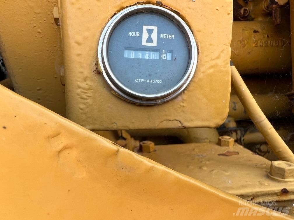 CAT 583H Boru döşeme dozerleri