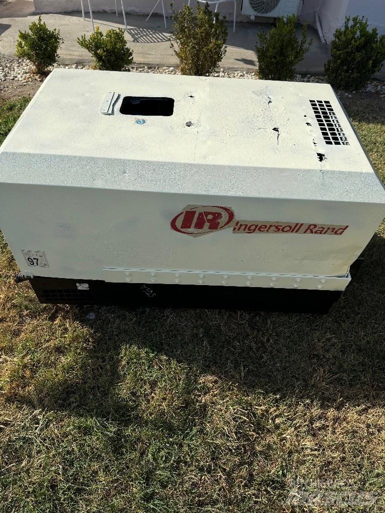 Ingersoll Rand R-105 Kompresörler