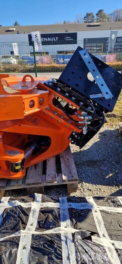 Westtech CL 320 Agaç kesme robotlari