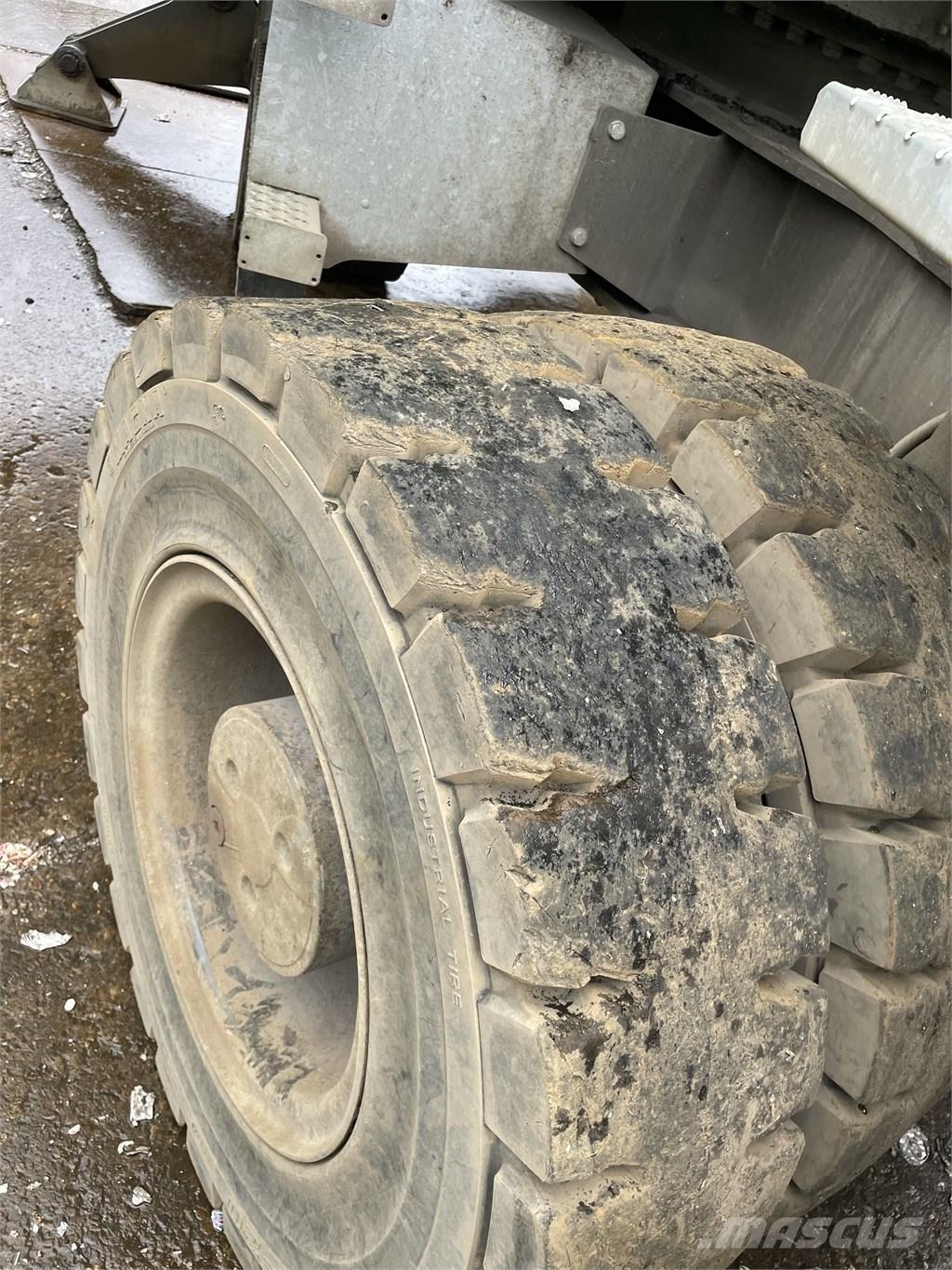 Sennebogen 830 E Digerleri