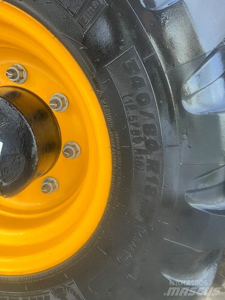 JCB 525-60 Tarimsal teleskopik yükleyiciler