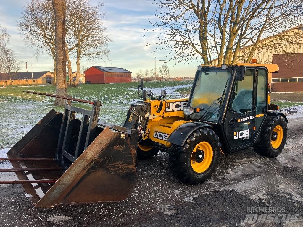 JCB 525-60 Tarimsal teleskopik yükleyiciler