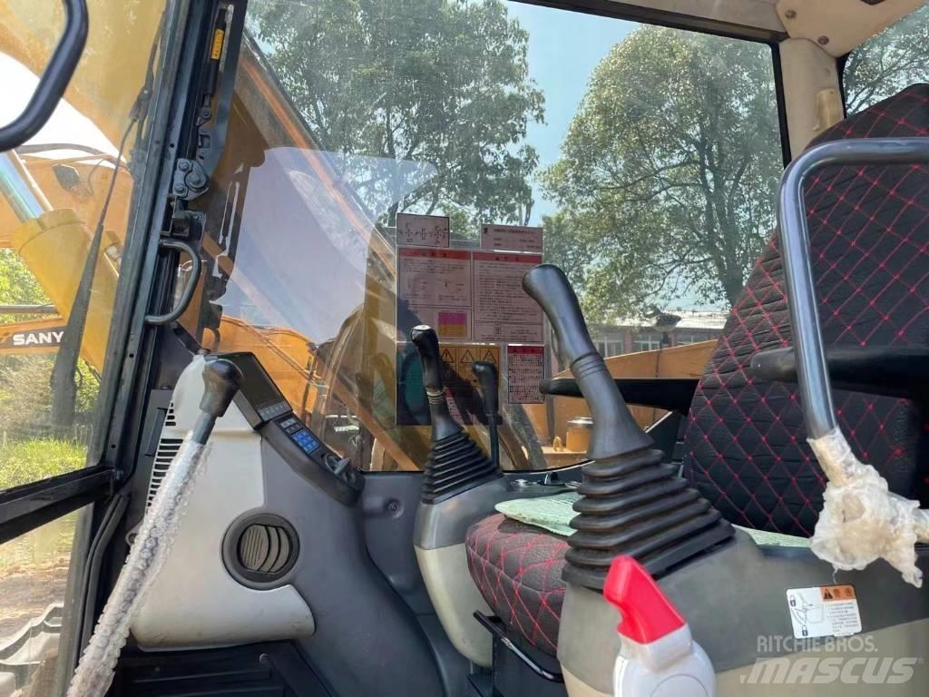 Komatsu PC70-8 Paletli ekskavatörler