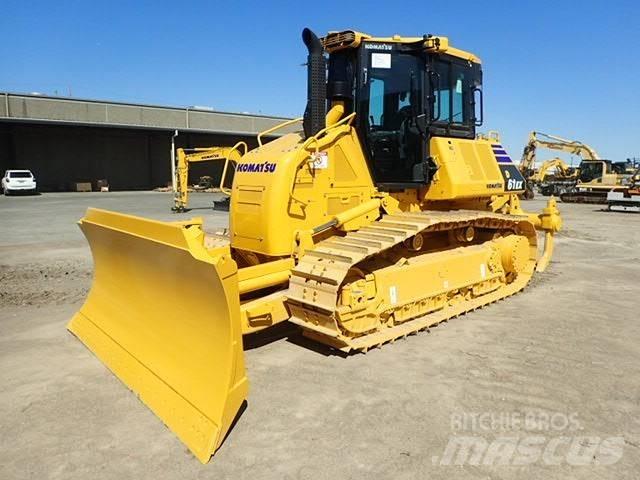 Komatsu D61EX-24 Paletli dozerler