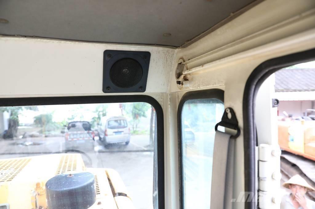 Hyundai Robex 130 W Lastik tekerli ekskavatörler