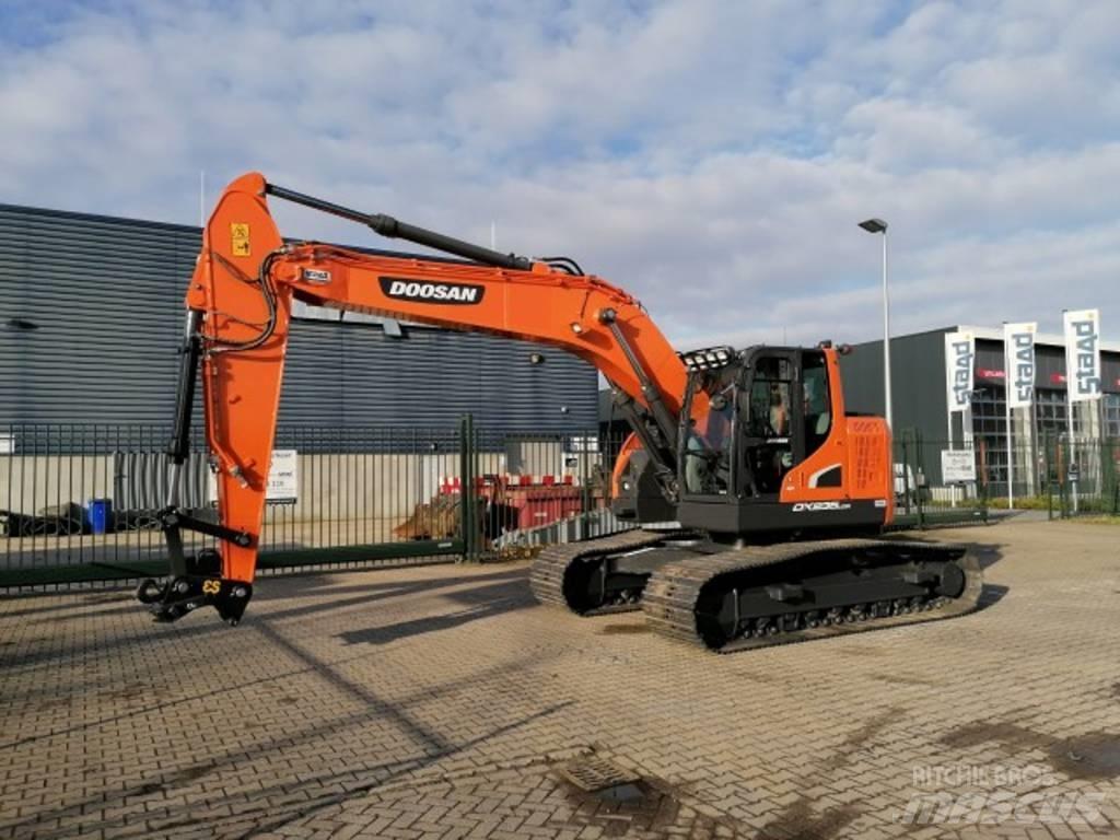 Doosan DX 235 LCR-5 Paletli ekskavatörler