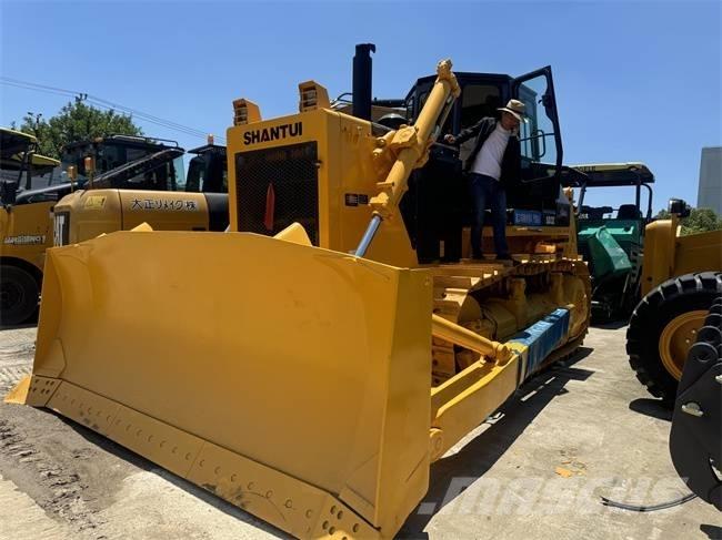 Shantui SD 32 Paletli dozerler