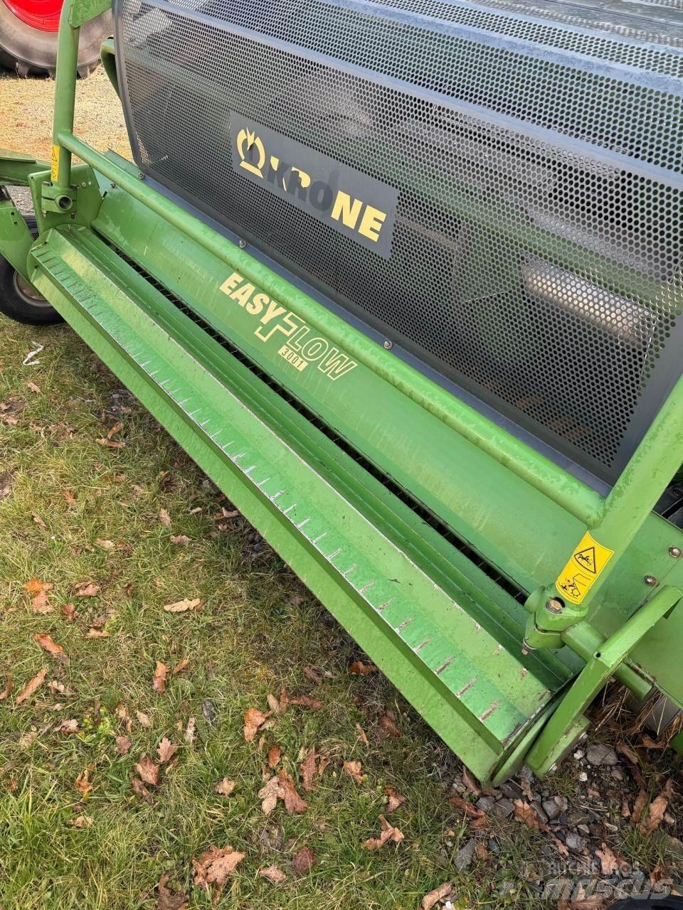 Krone BIG x 700 Kendi yürür silaj makinalari