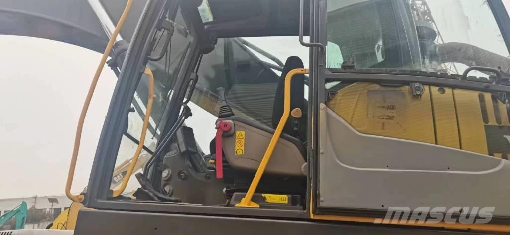 Volvo EC 480 D L Paletli ekskavatörler