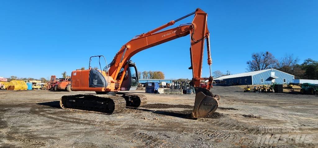 Hitachi ZX 225 USR Paletli ekskavatörler